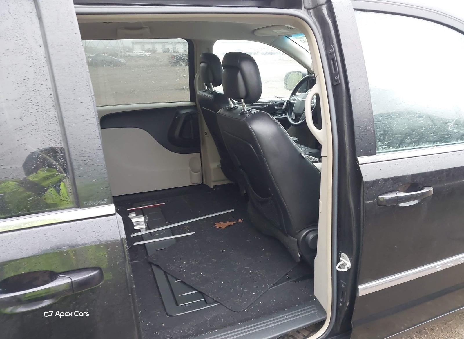 Chrysler Town & Country 2012