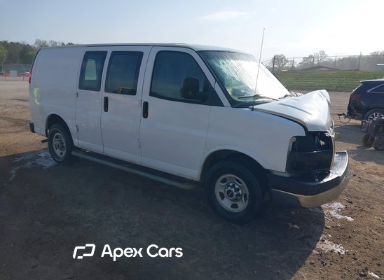 2017 GMC Savana - Image 1 of 5