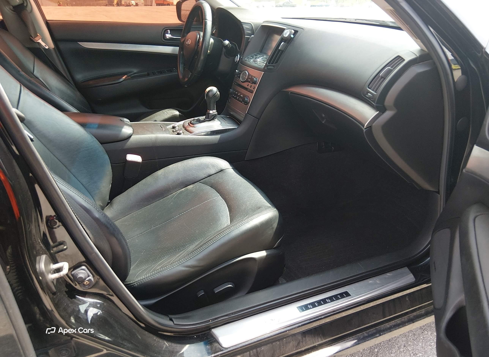 Infiniti Q40 2015