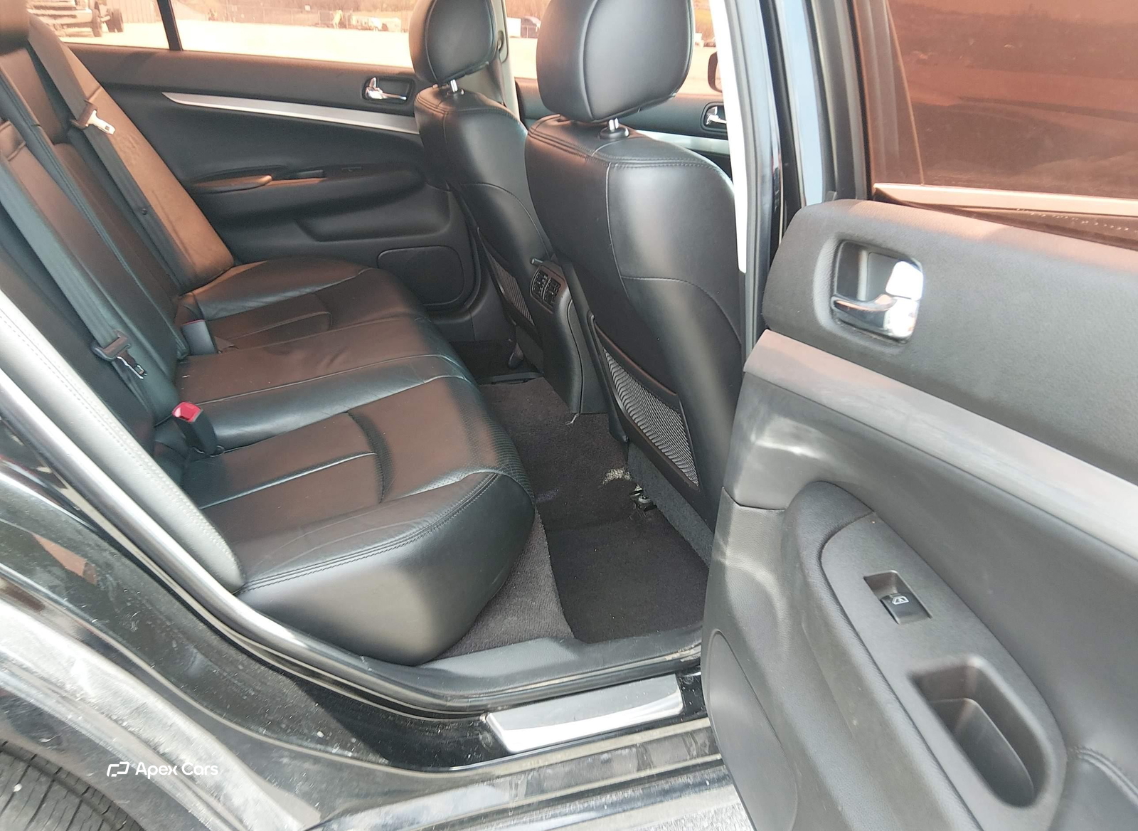 Infiniti Q40 2015