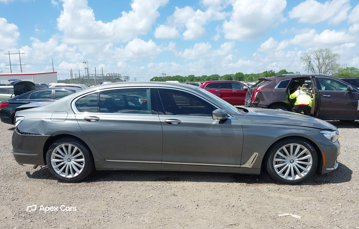 BMW Series 7 2016