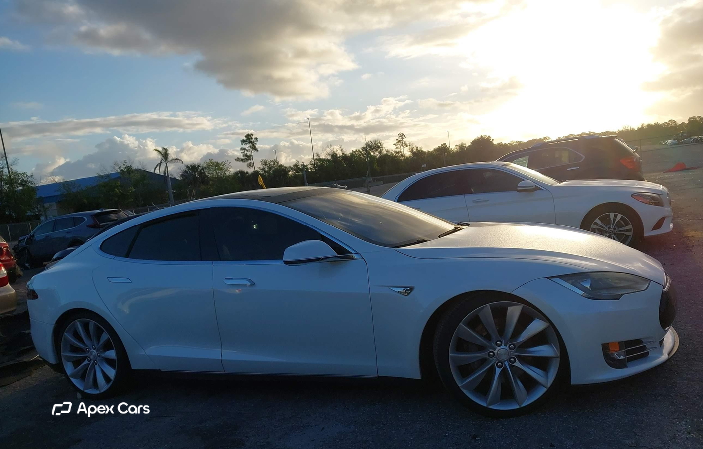 Tesla Model S 2012