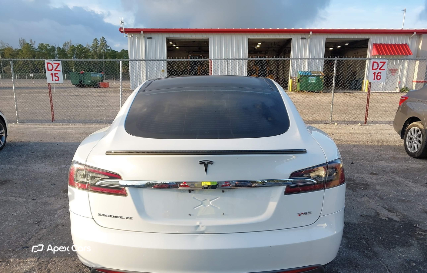 Tesla Model S 2012