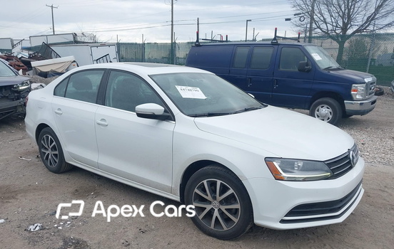 Volkswagen Jetta 2017 - Image 1 of 15