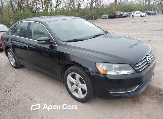 2013 Volkswagen Passat - Zdjęcie 1 z 5