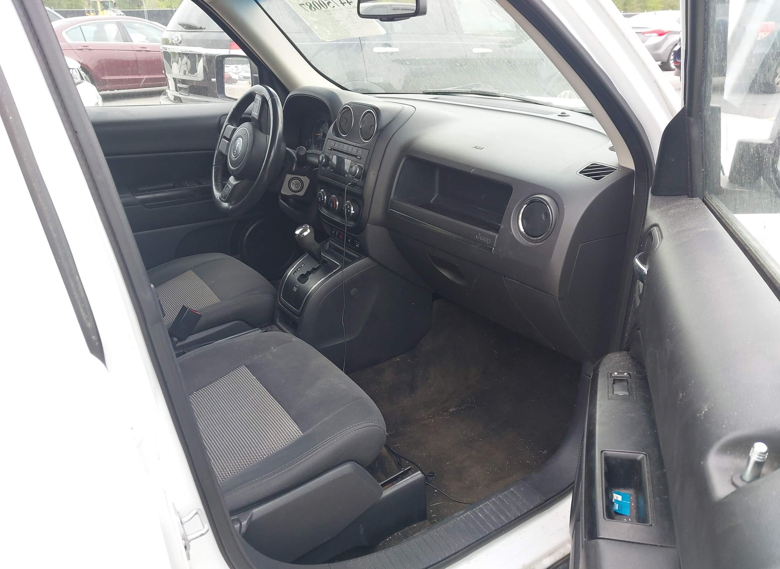 Jeep Liberty (Patriot) 2016