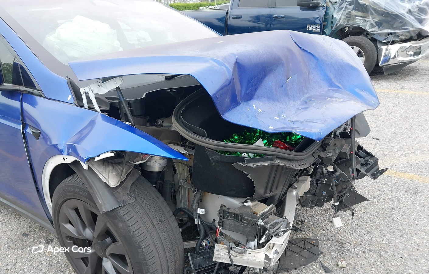 Tesla Model X 2023