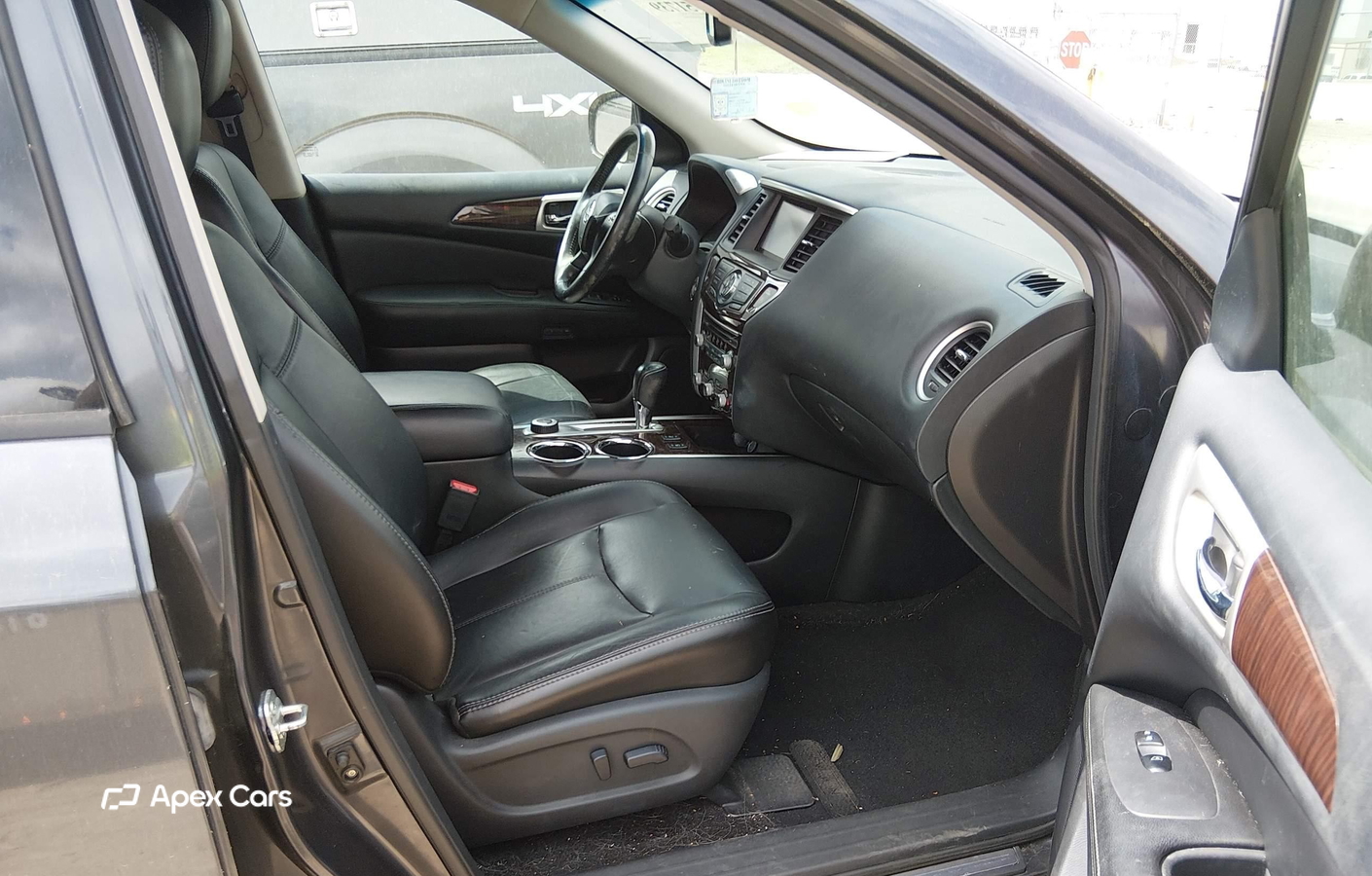 Nissan Pathfinder 2014