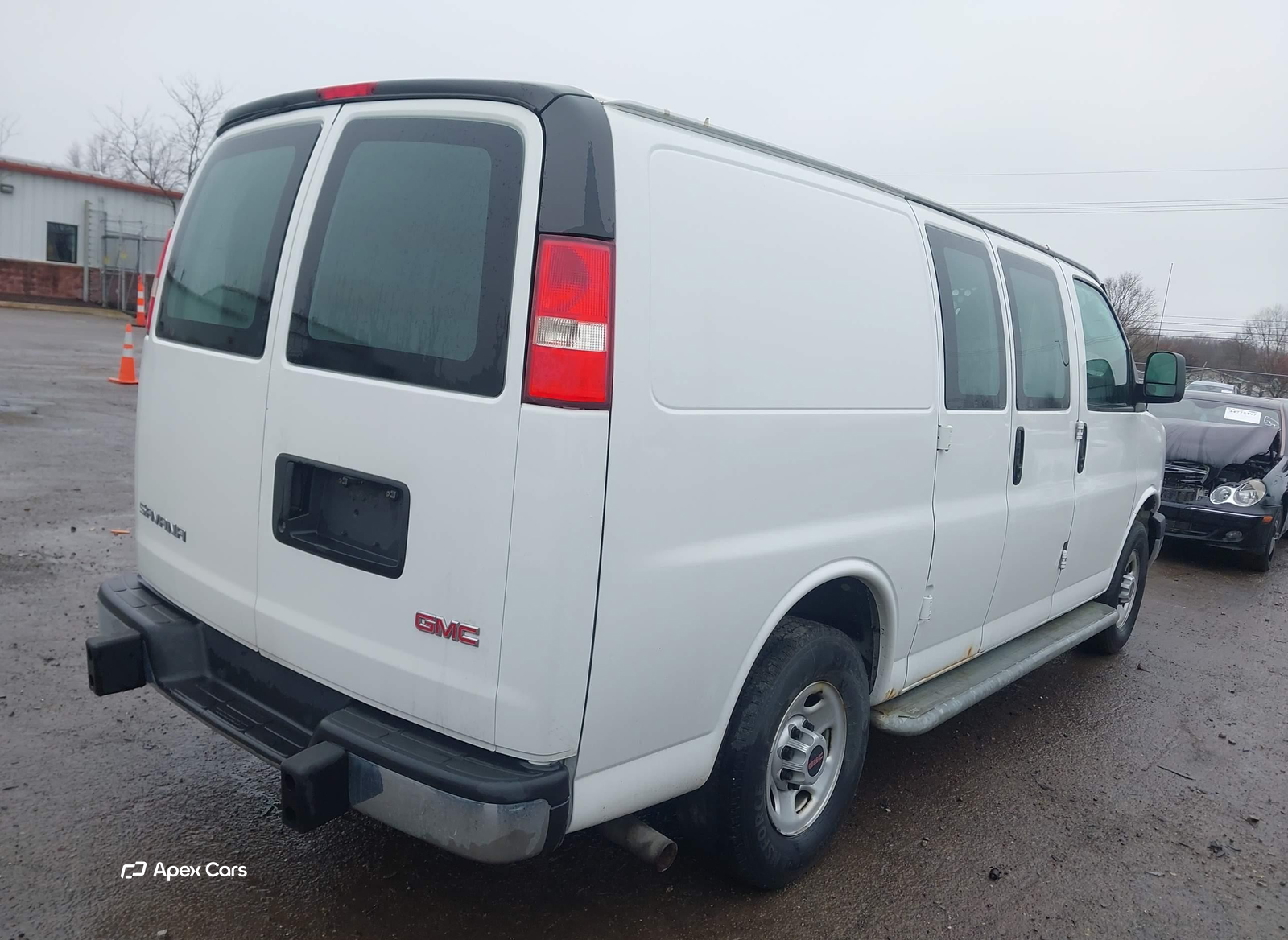 GMC Savana 2016