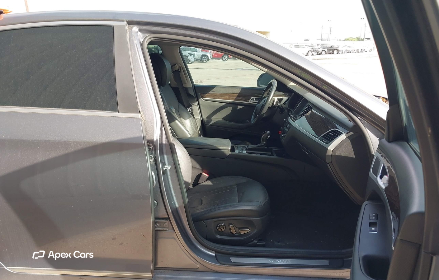 Hyundai Genesis 2015