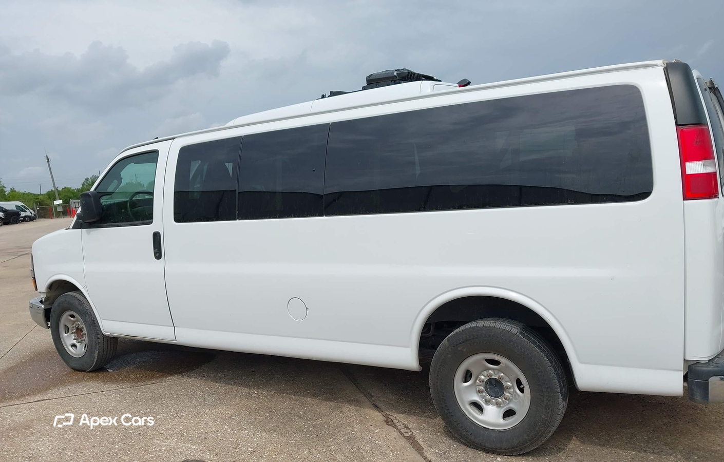 Chevrolet Express 2024