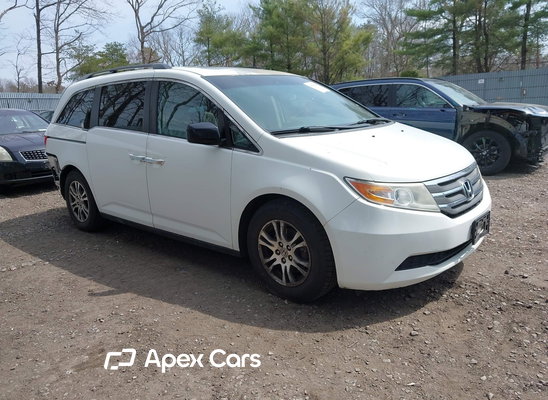 2013 Honda Odyssey - Image 1 of 5