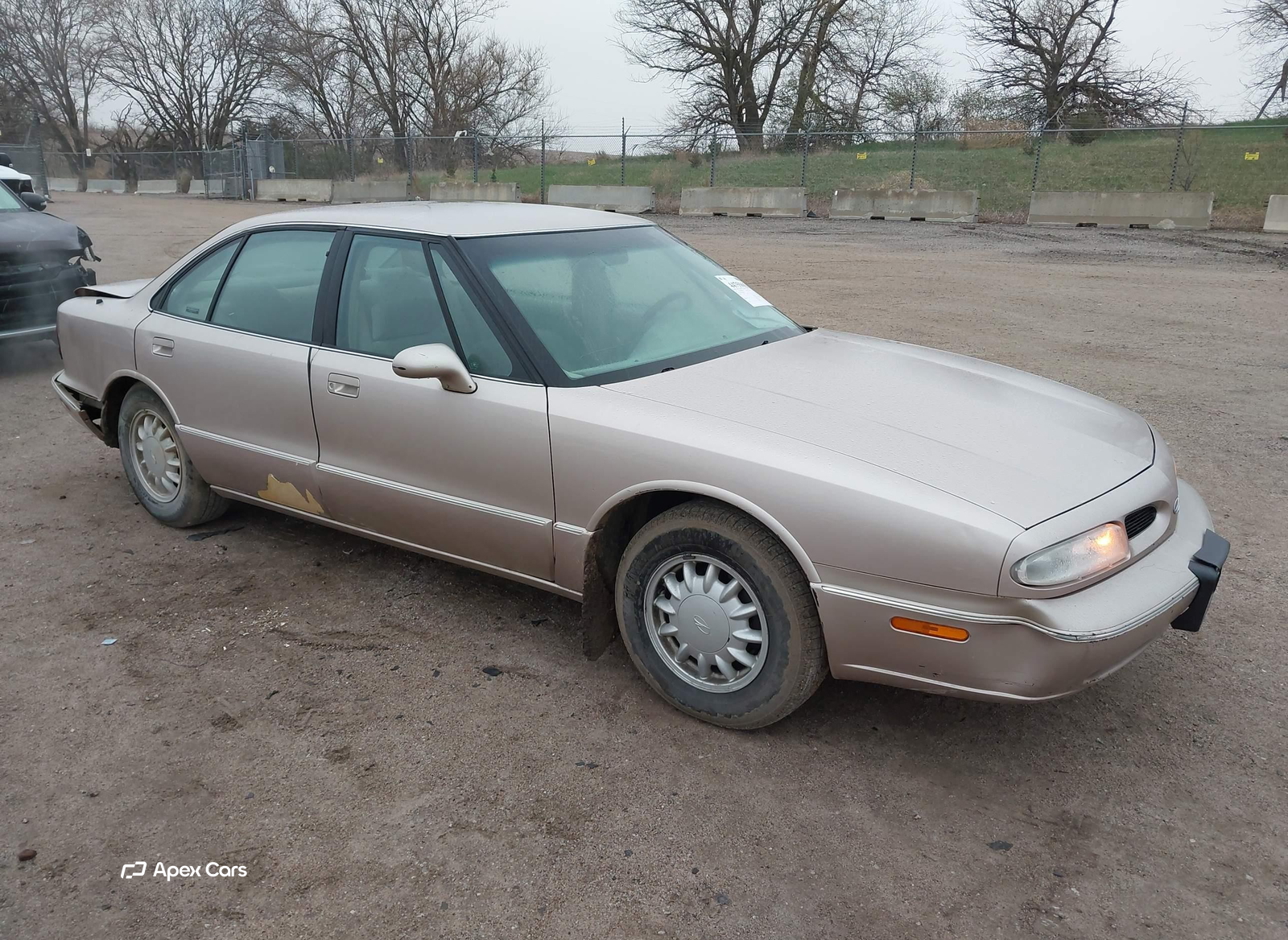 Oldsmobile Eighty-Eight 1999