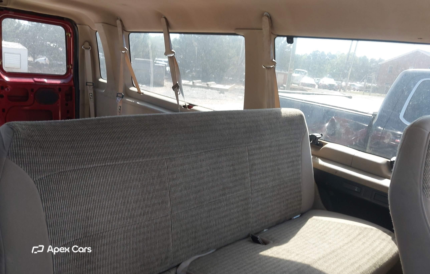 Ford Econoline 2000