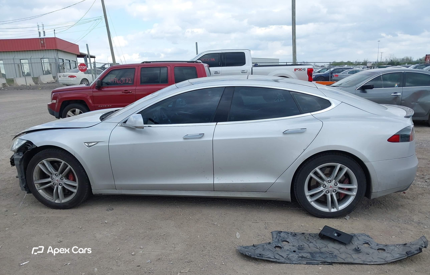 Tesla Model S 2013