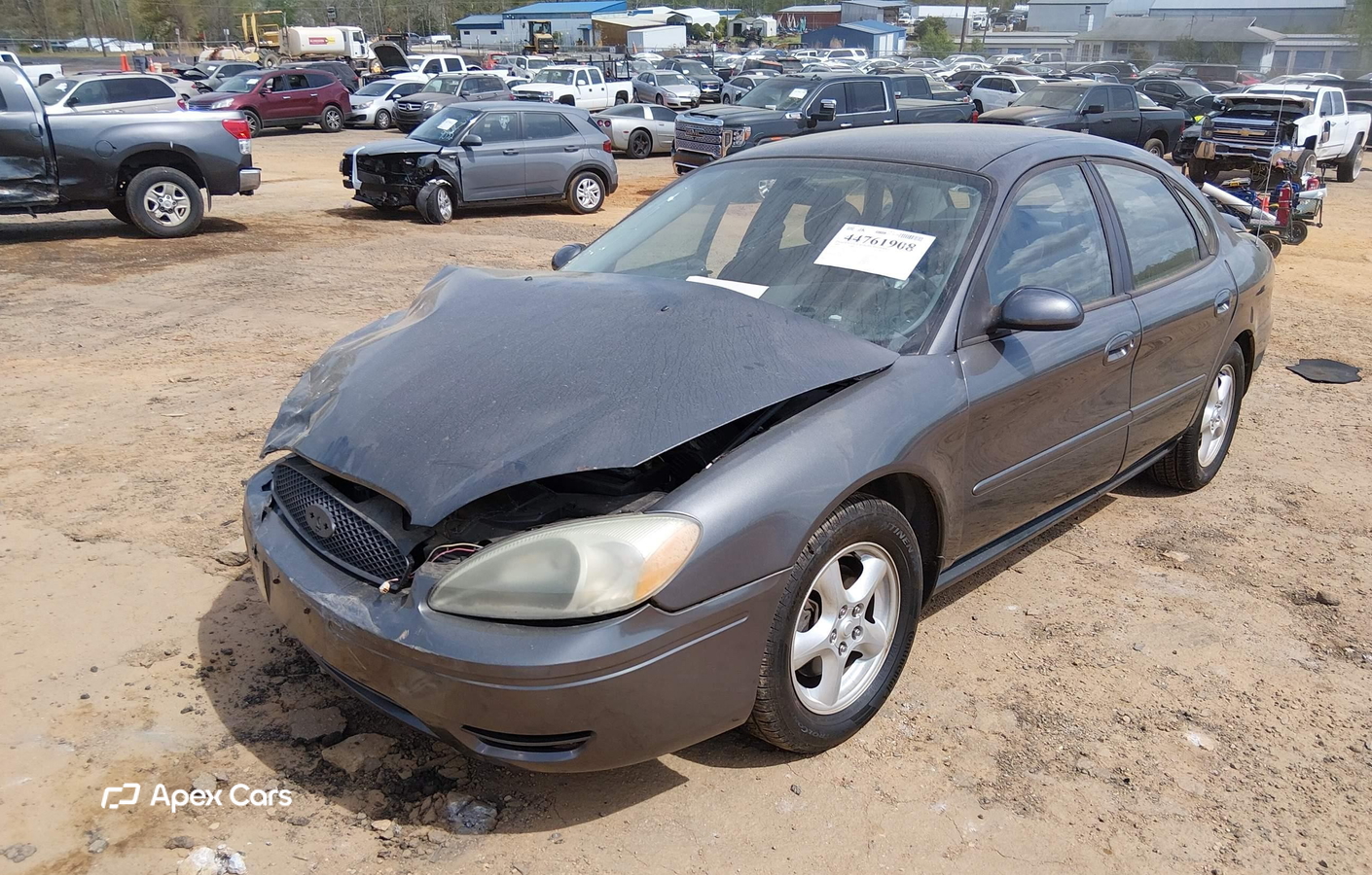 Ford Taurus 2004