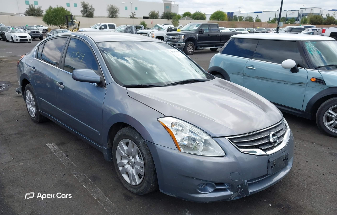 Nissan Altima 2011