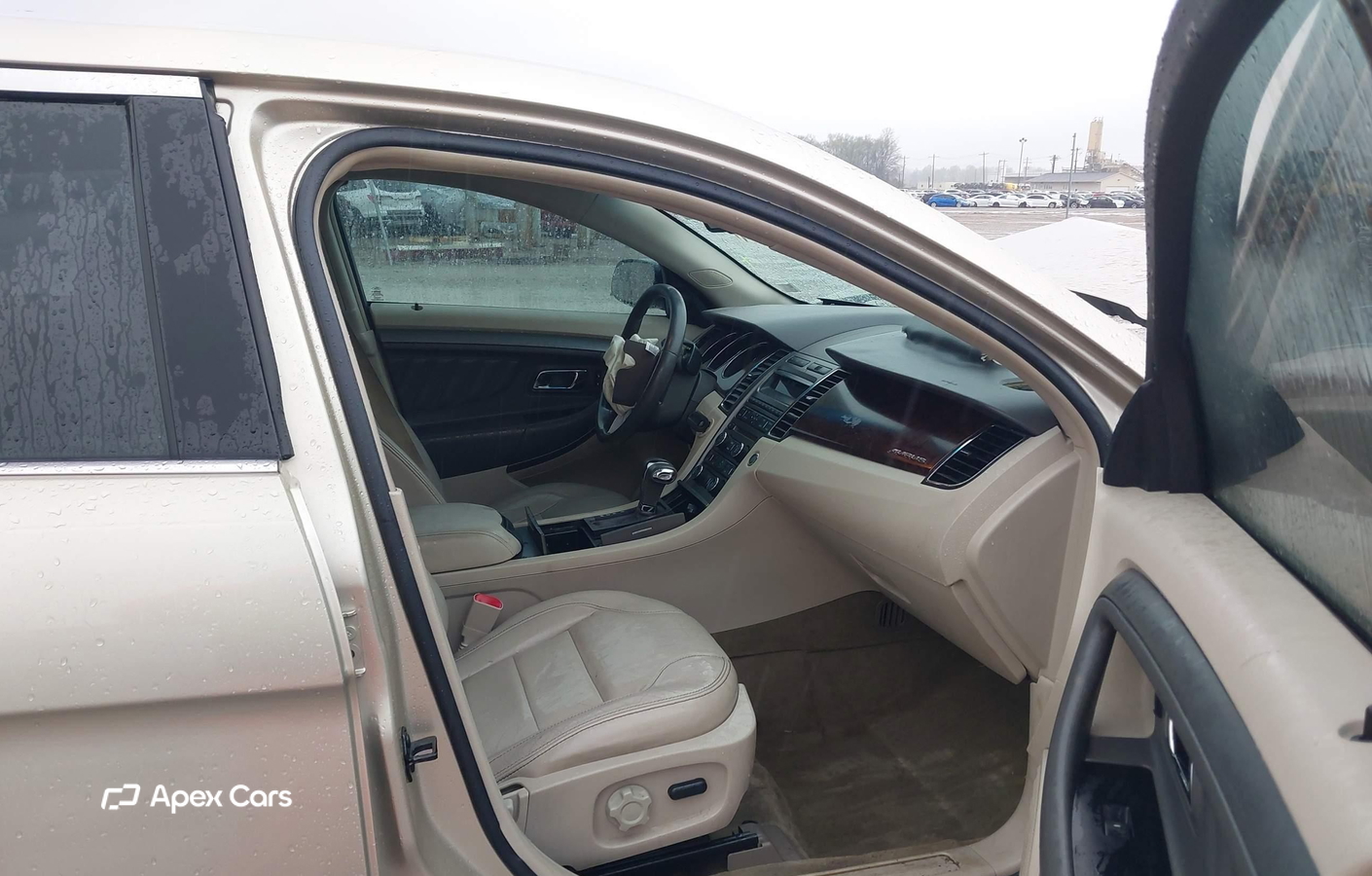 Ford Taurus 2011
