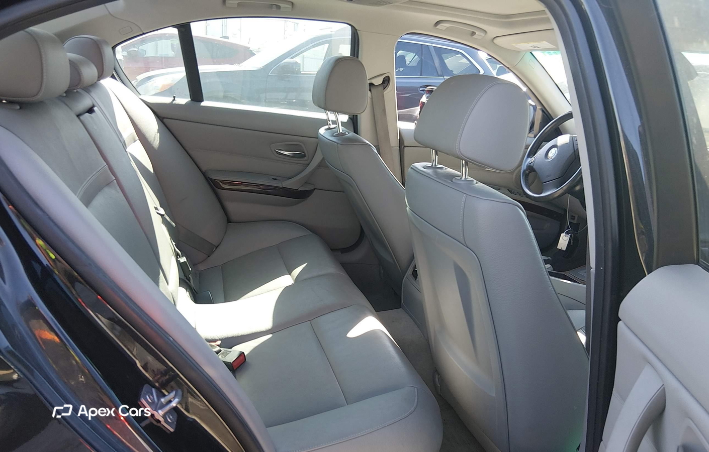 BMW Series 3 2011