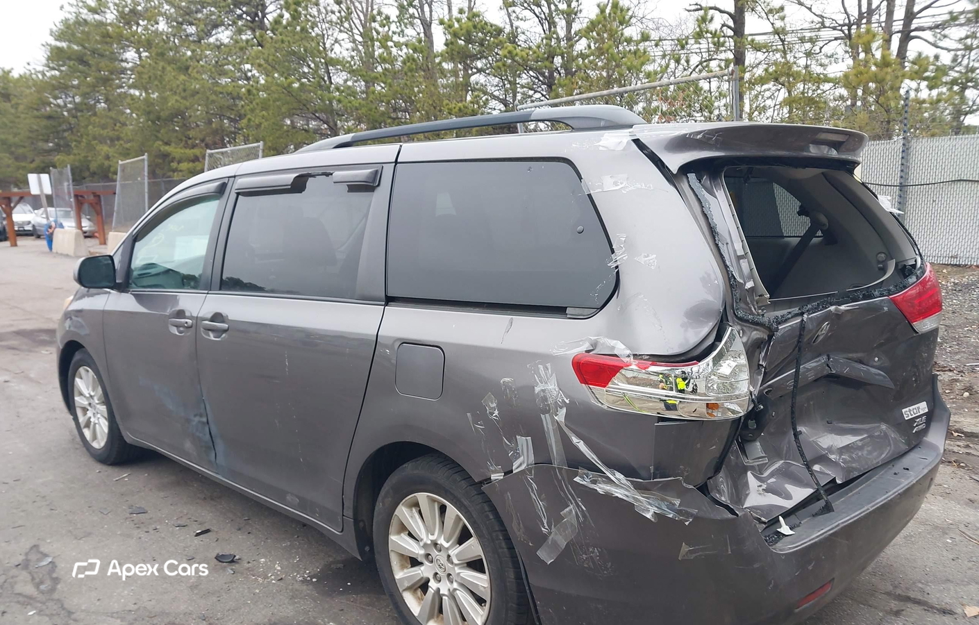 Toyota Sienna 2012