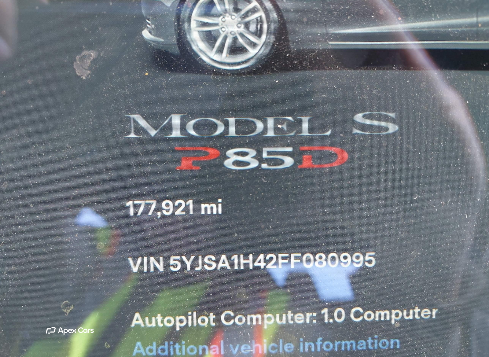 Tesla Model S 2015