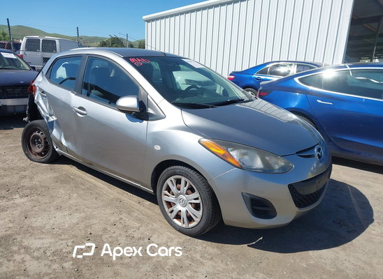 2014 Mazda 2 - Image 1 of 5