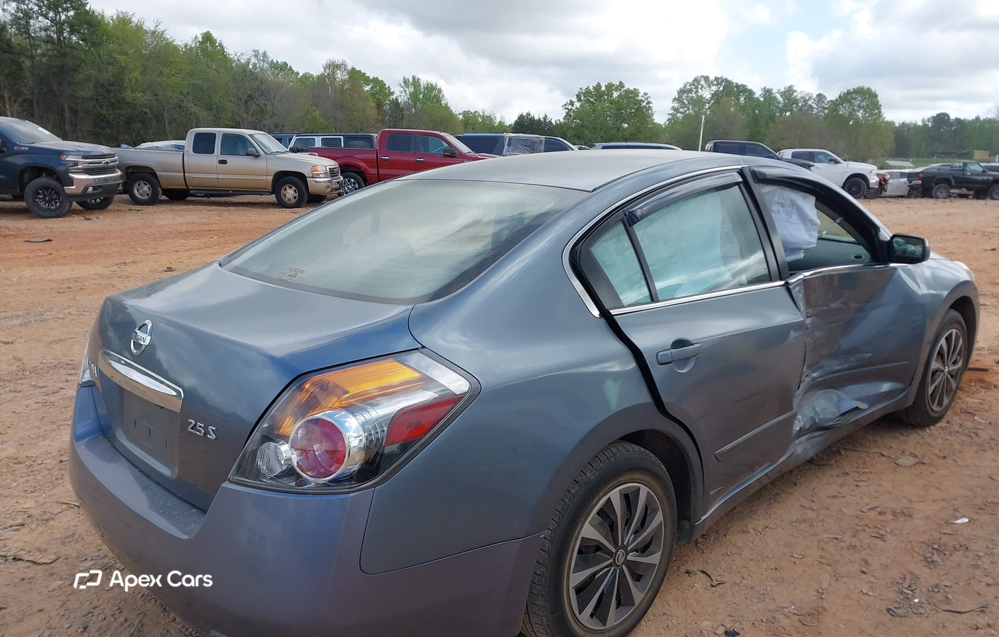 Nissan Altima 2010