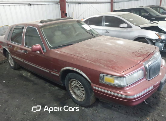 1995 Lincoln Town Car - Image 1 of 5