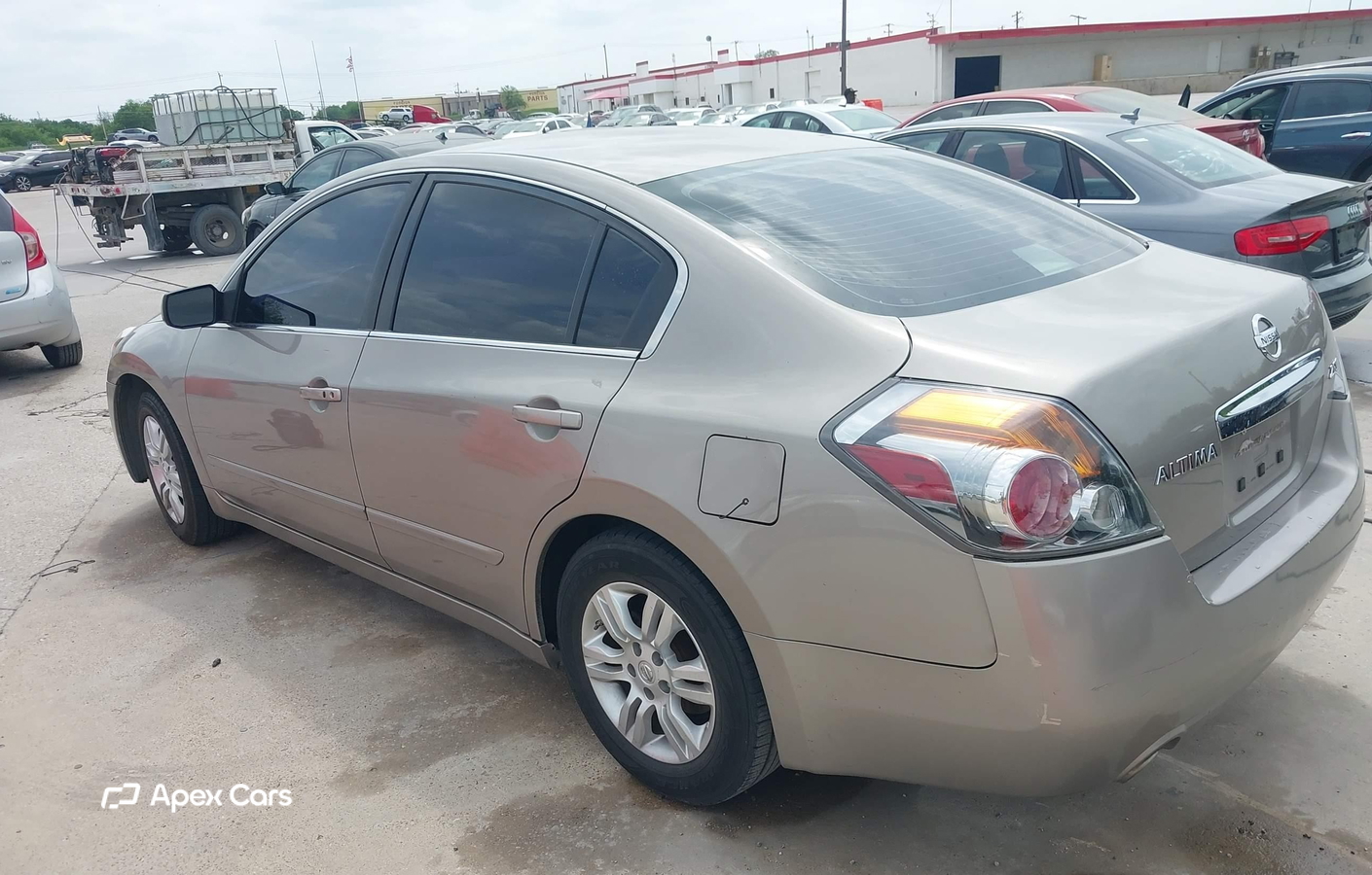 Nissan Altima 2012