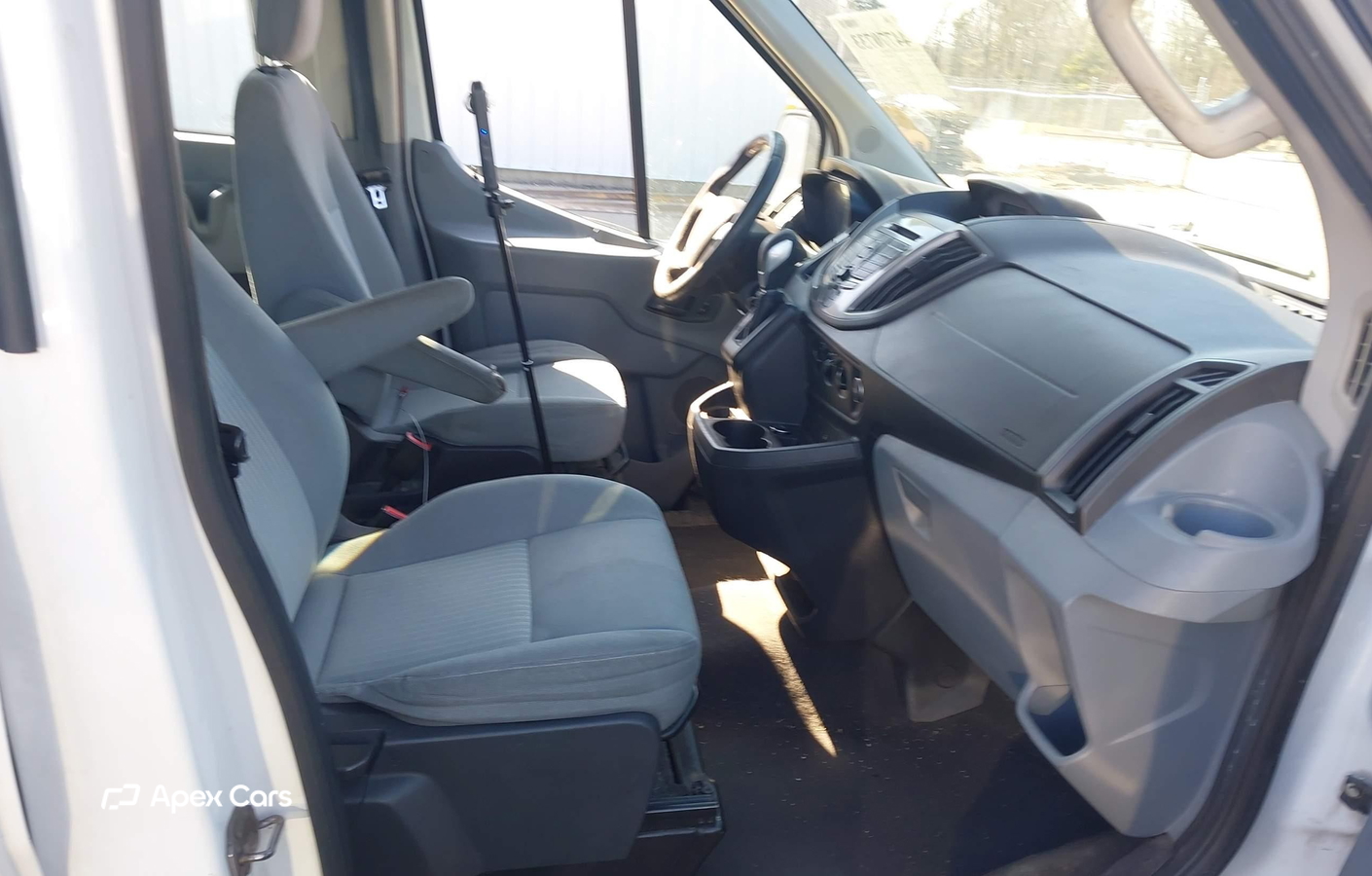Ford Transit 2015