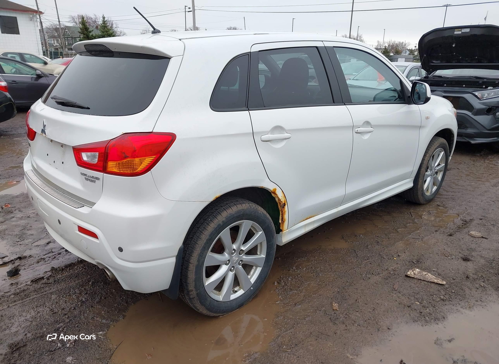 Mitsubishi Outlander 2012