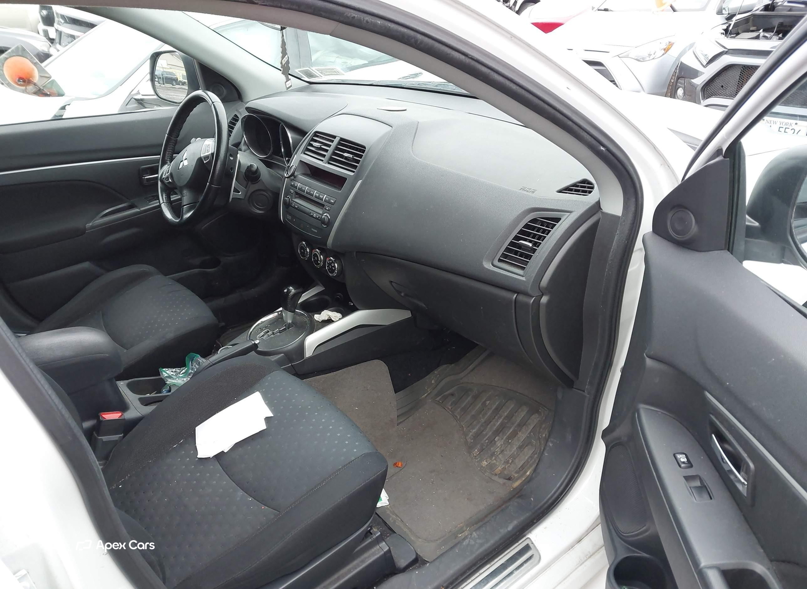 Mitsubishi Outlander 2012