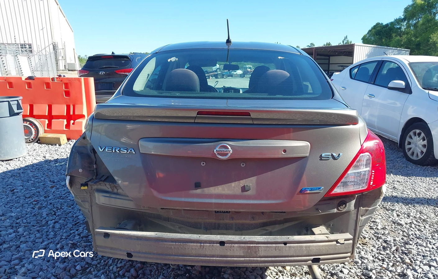Nissan Versa 2015