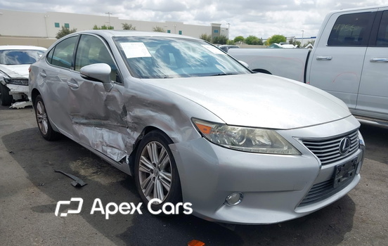 Lexus ES 2015 - Image 1 of 17