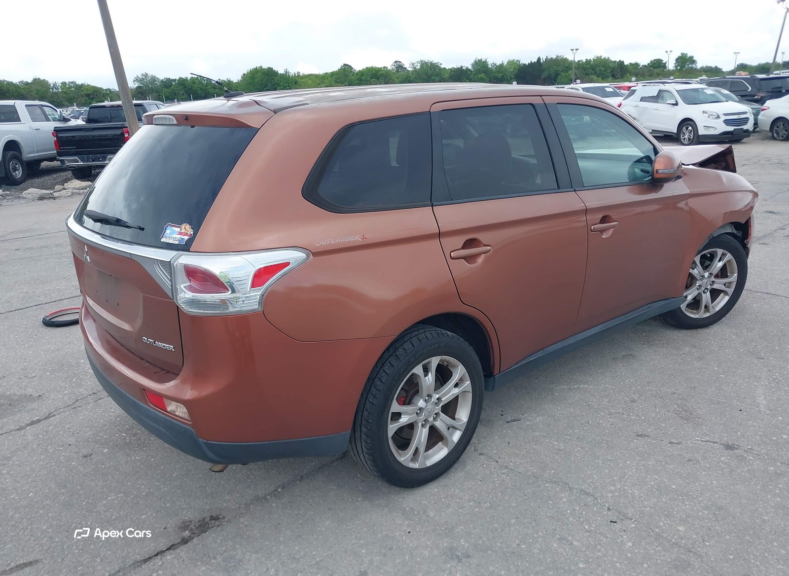 Mitsubishi Outlander 2014