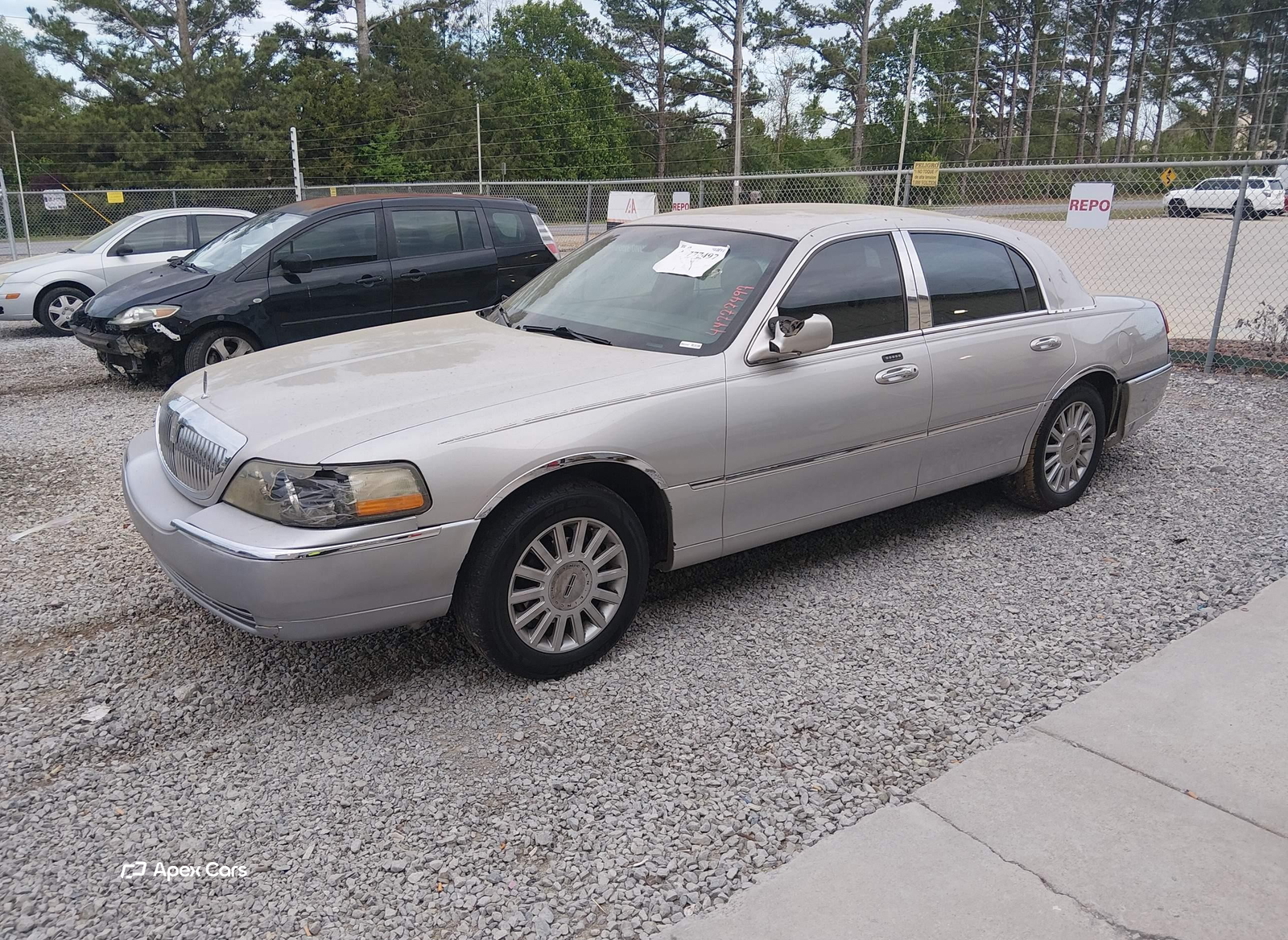 Lincoln Town Car 2005