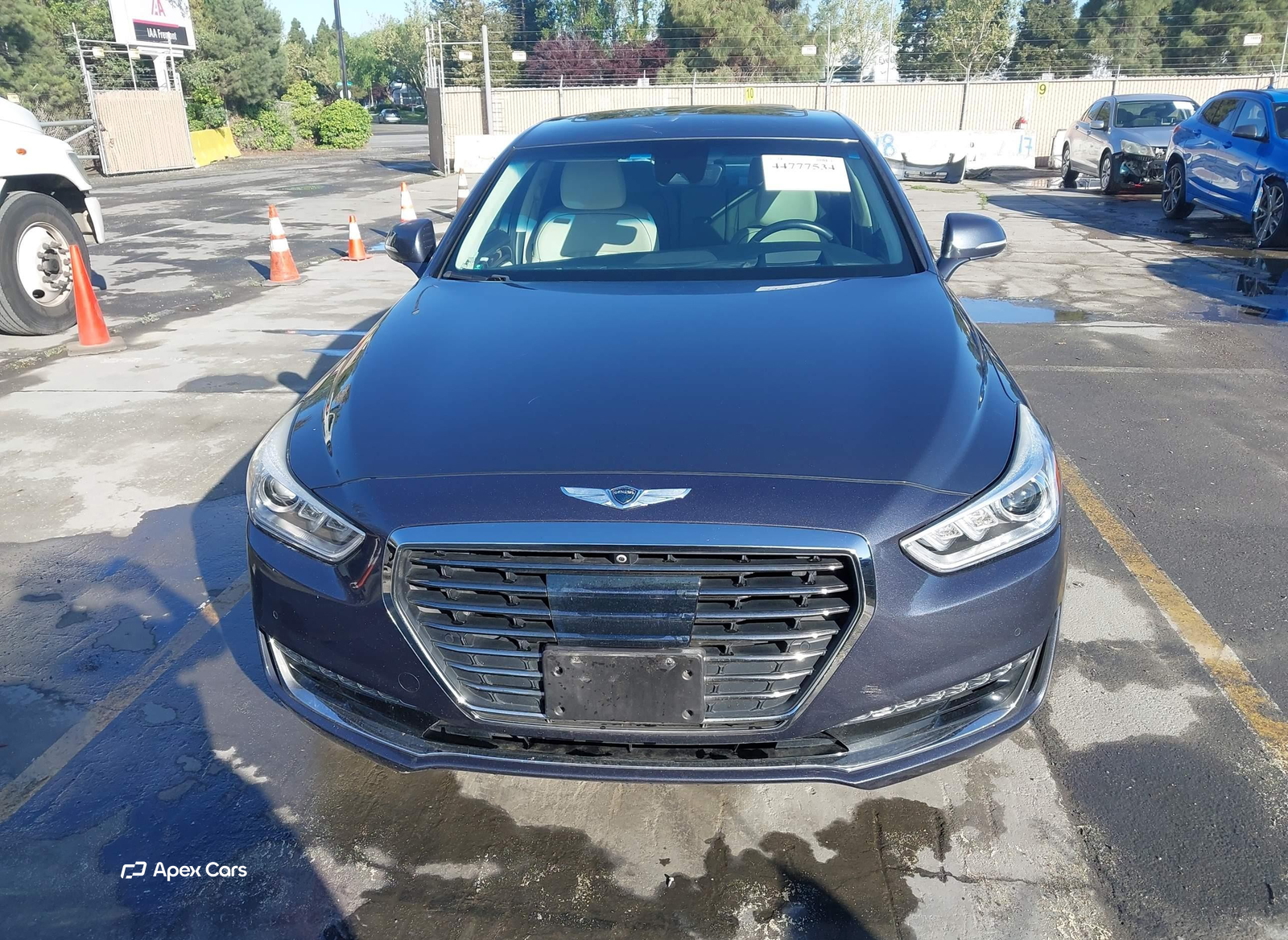 Genesis G90 2017