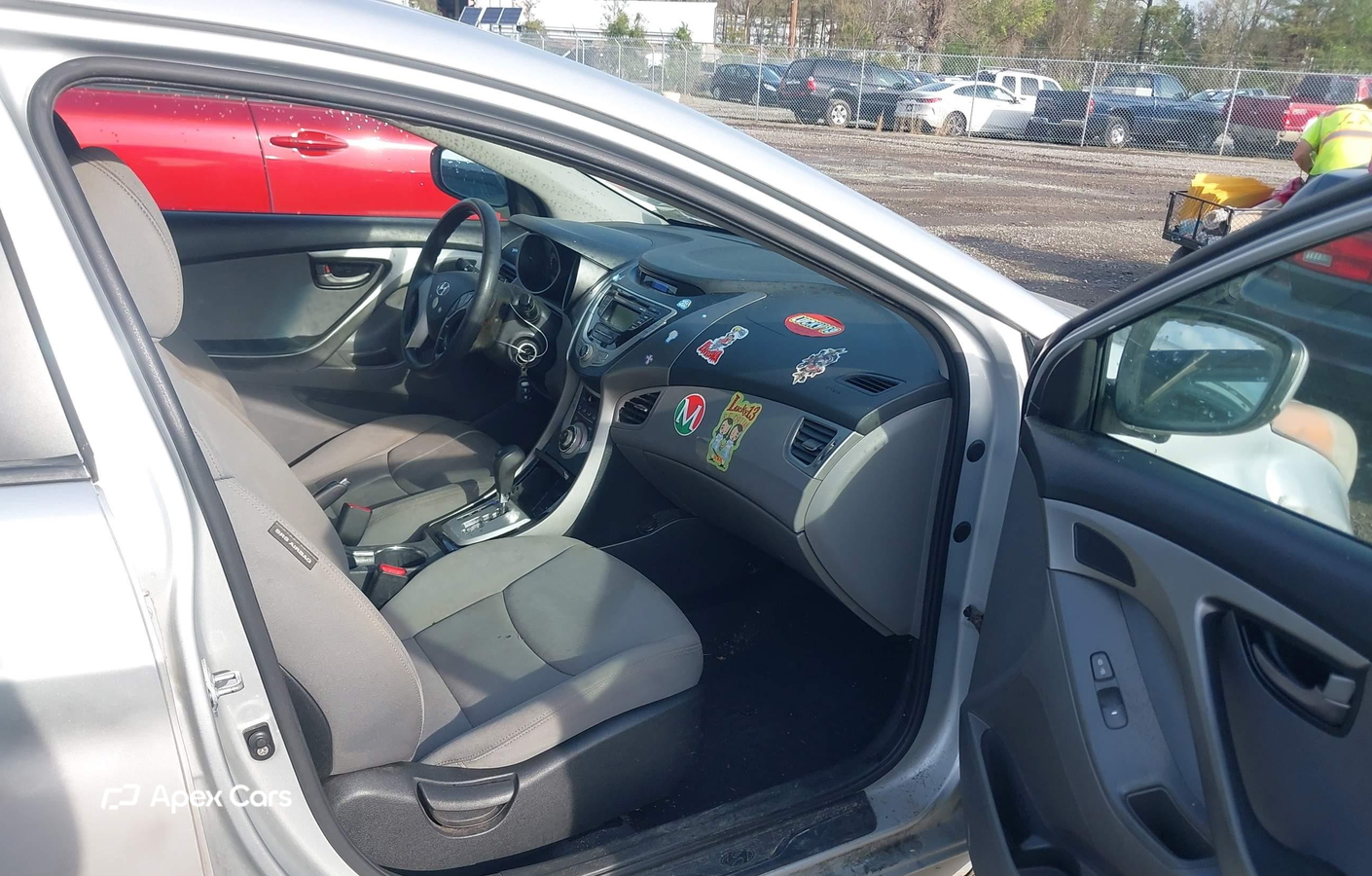 Hyundai Elantra 2012