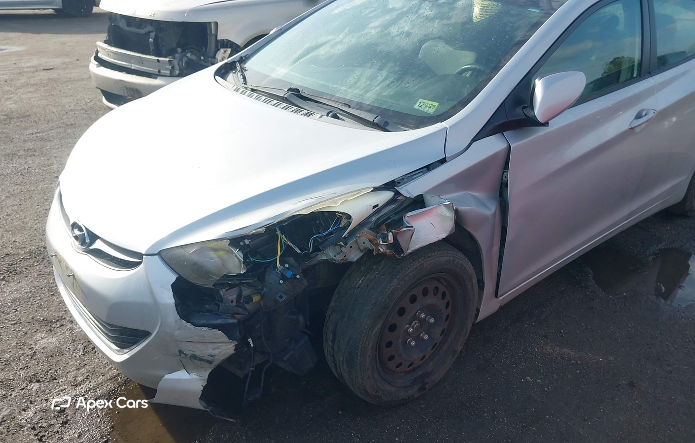 Hyundai Elantra 2012
