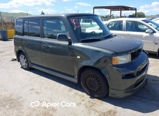 2004 Scion xB - Image 1 of 5
