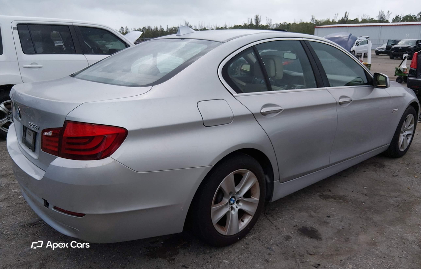 BMW Series 5 2011