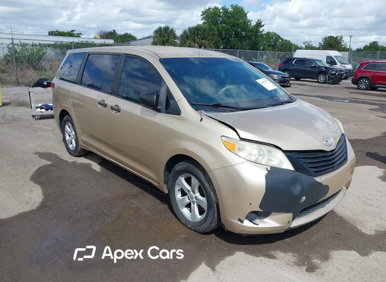 2011 Toyota Sienna - Image 1 of 5