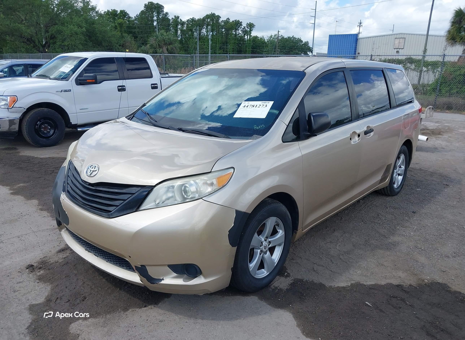 Toyota Sienna 2011
