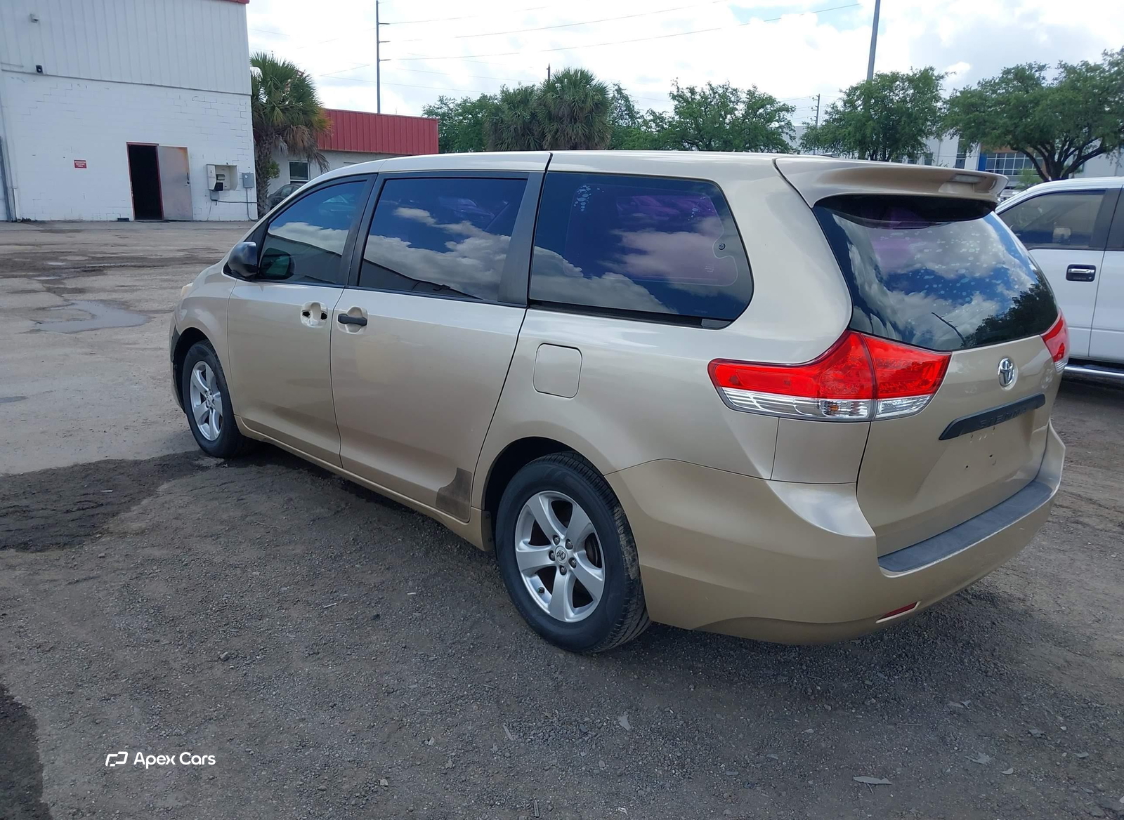 Toyota Sienna 2011