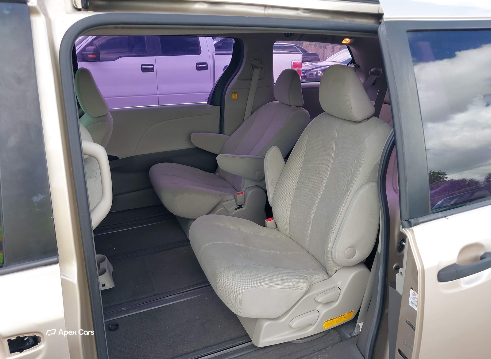 Toyota Sienna 2011