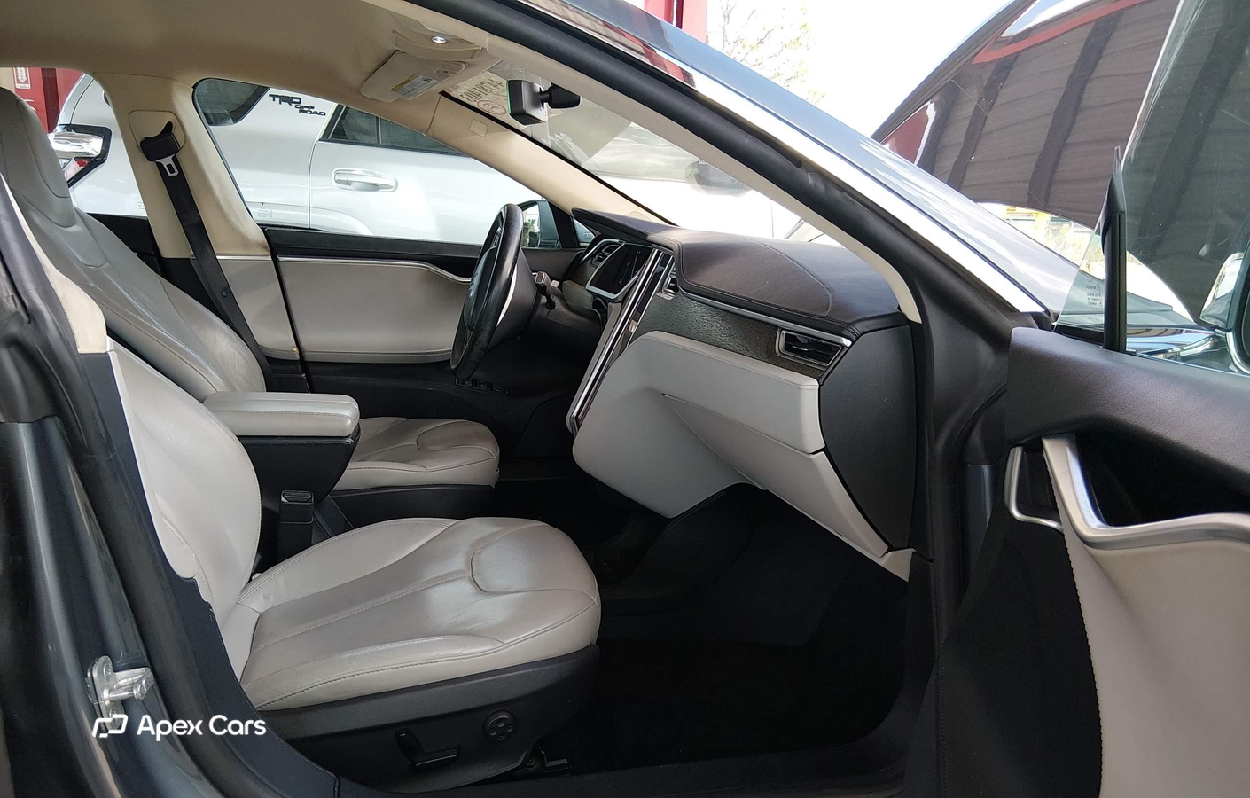 Tesla Model S 2013