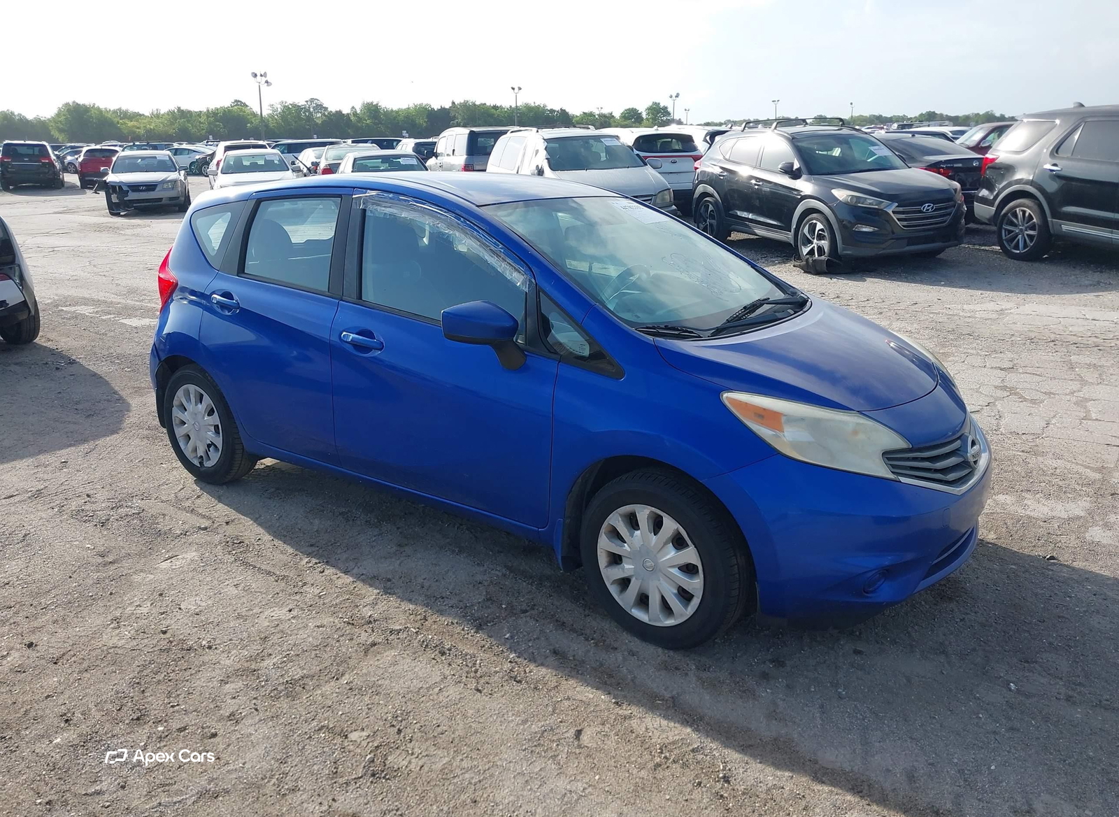 Nissan Versa 2015