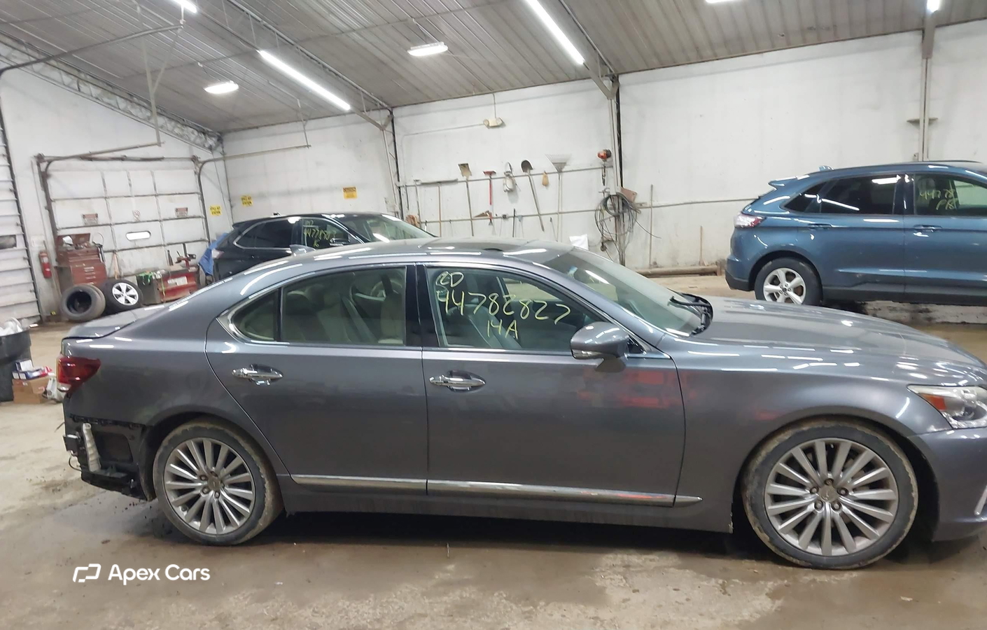 Lexus LS 2014