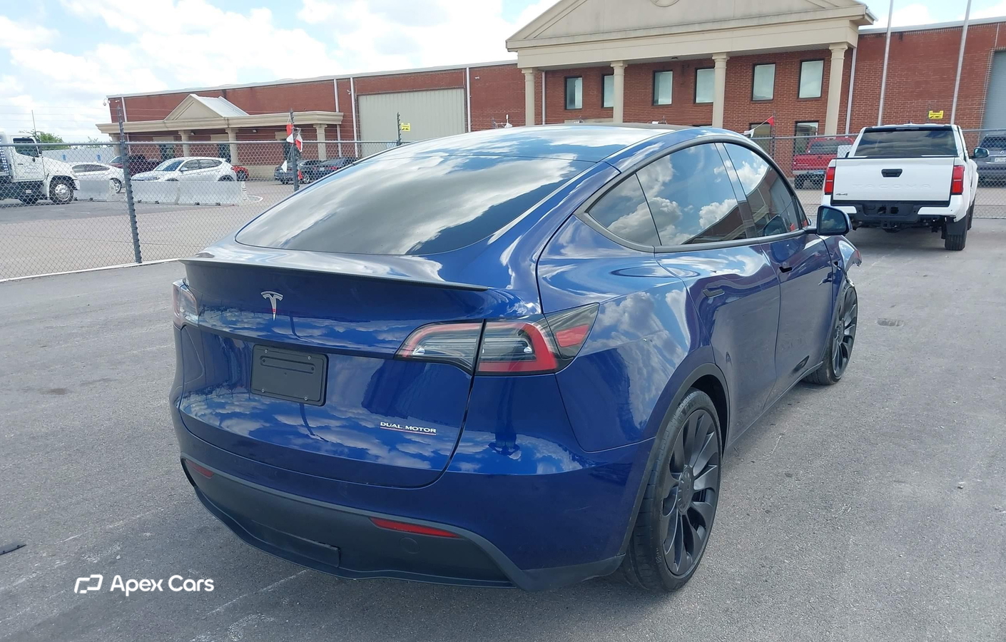 Tesla Model Y 2023