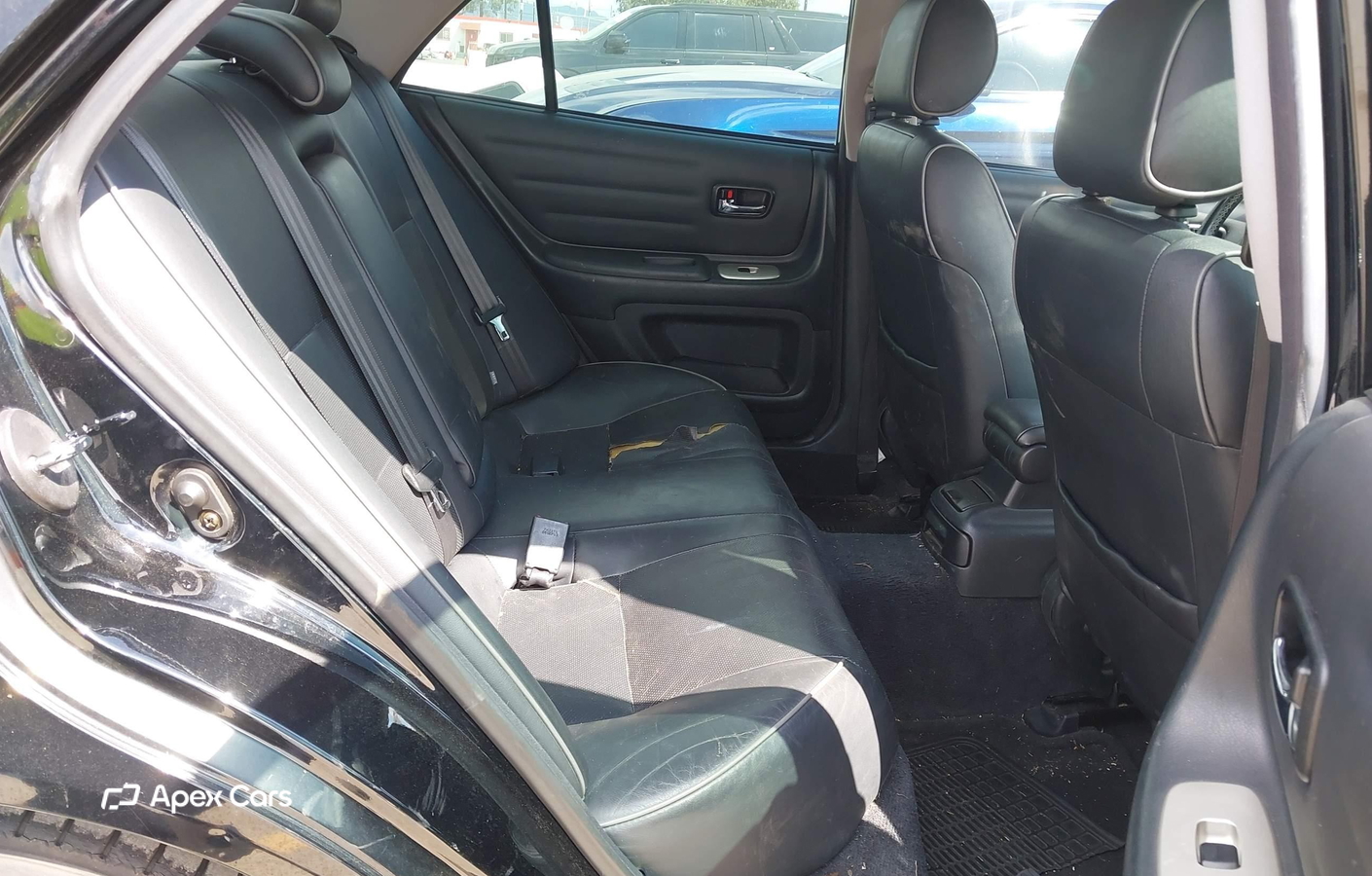 Lexus IS 2004